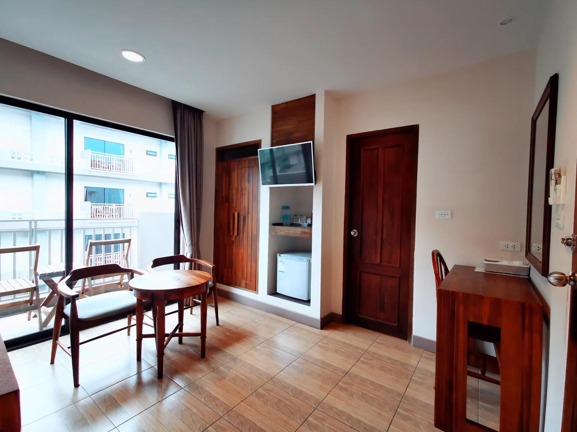Mangrove Prestige Hotel На Джомтьен Экстерьер фото